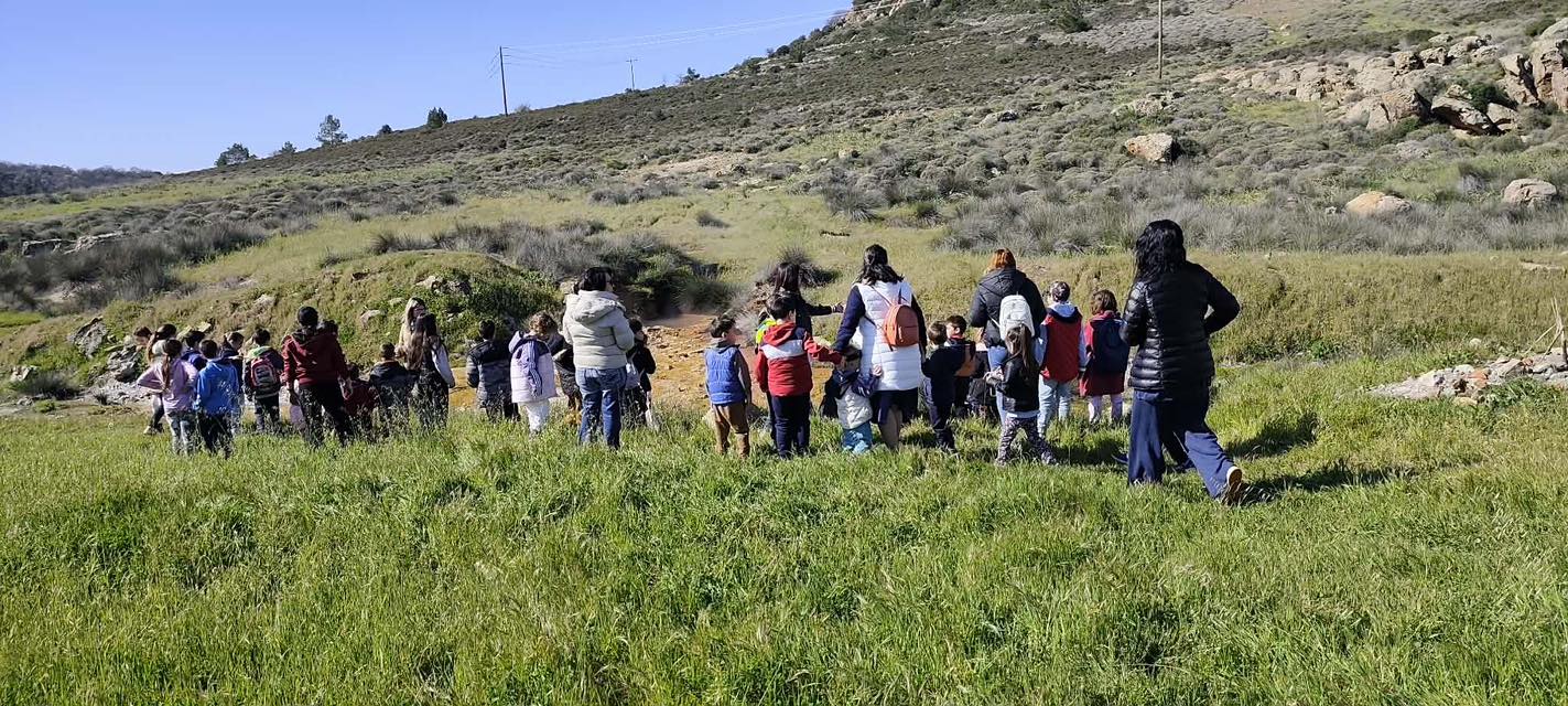 Επίσκεψη Δημοτικού Σχολείου και Νηπιαγωγείου Βρίσας